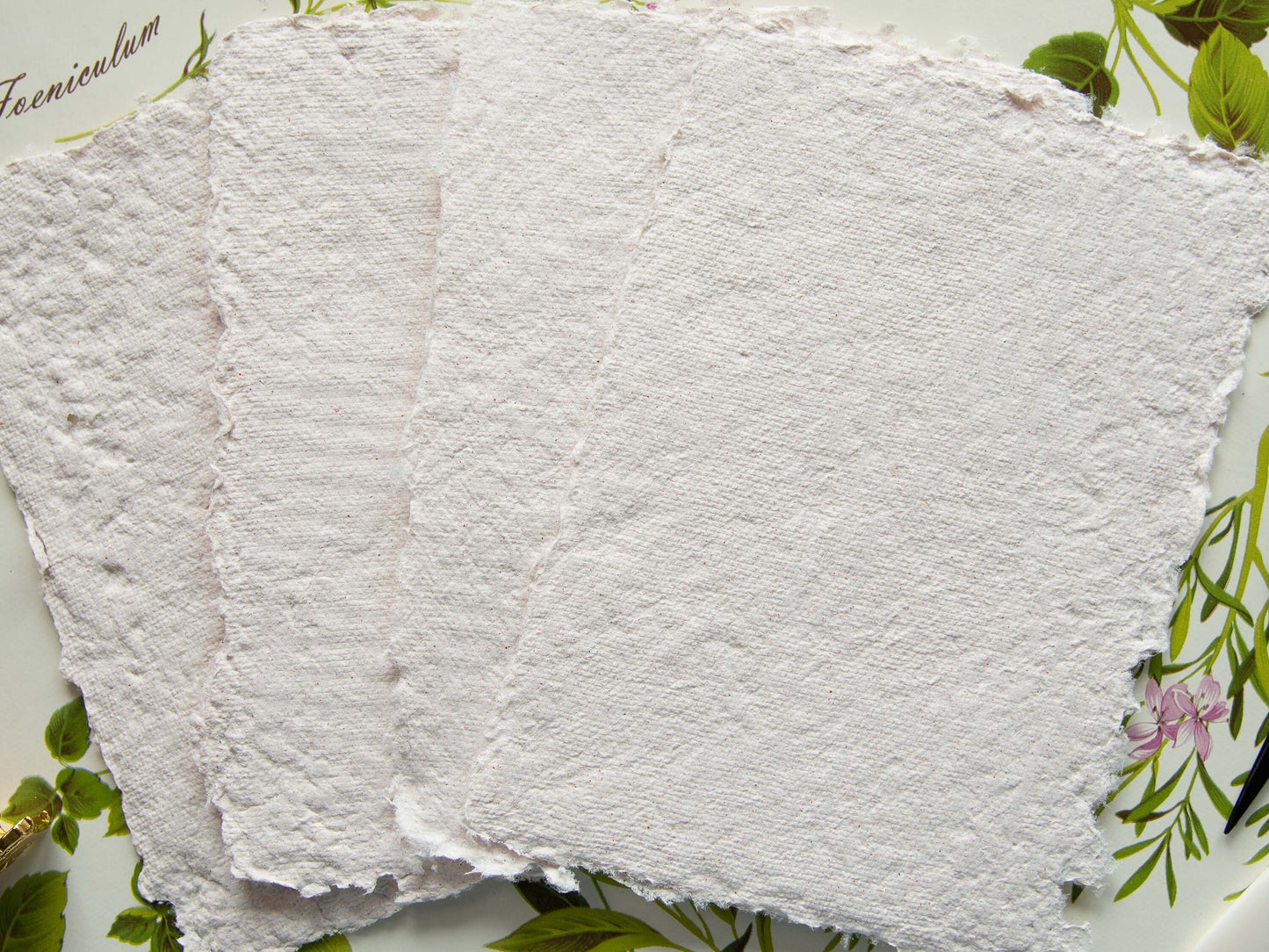 Carton Handmade Paper - 4 Sheets Set